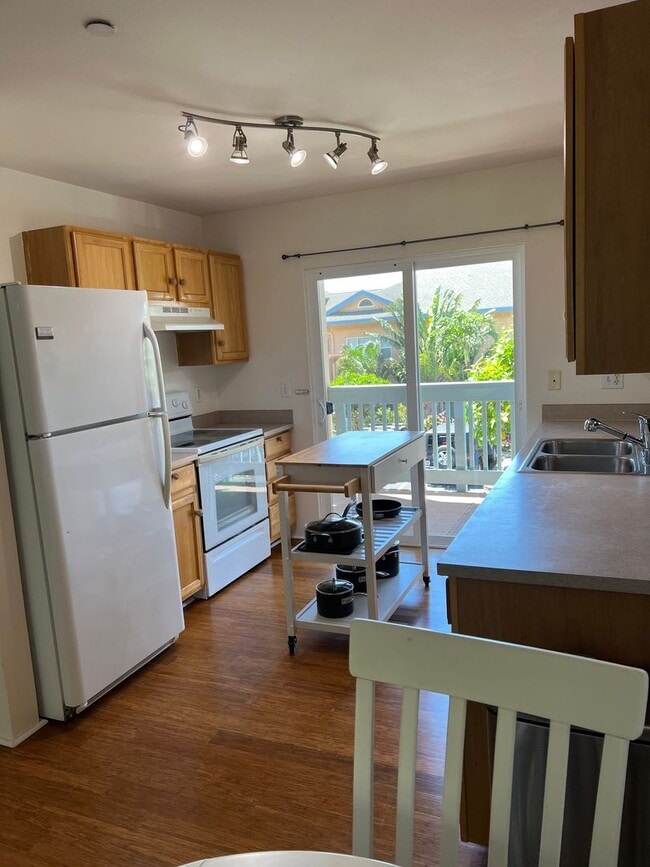 Building Photo - Villas at Kahana Ridge