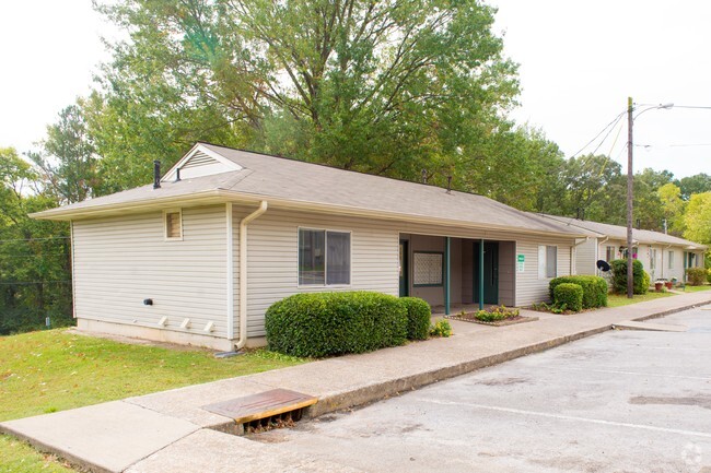 Building Photo - River Hill Estates