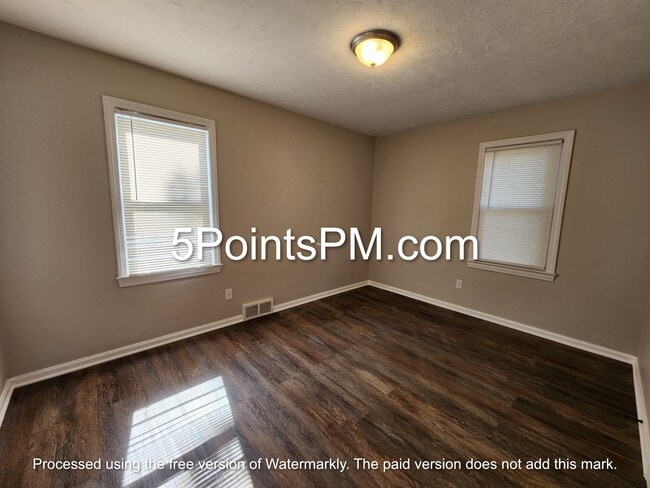 Building Photo - 5178 Homewood Ave