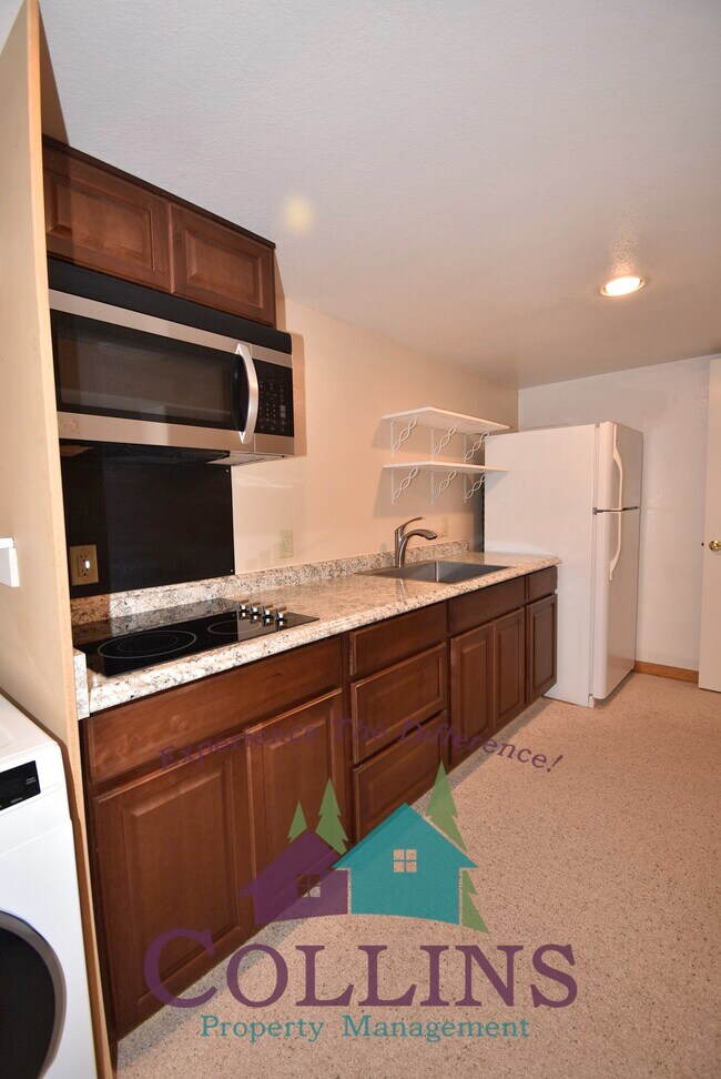 Building Photo - 18389 Jayhawk Dr