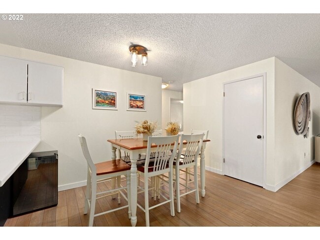 Building Photo - 9326 SW 51st Ave