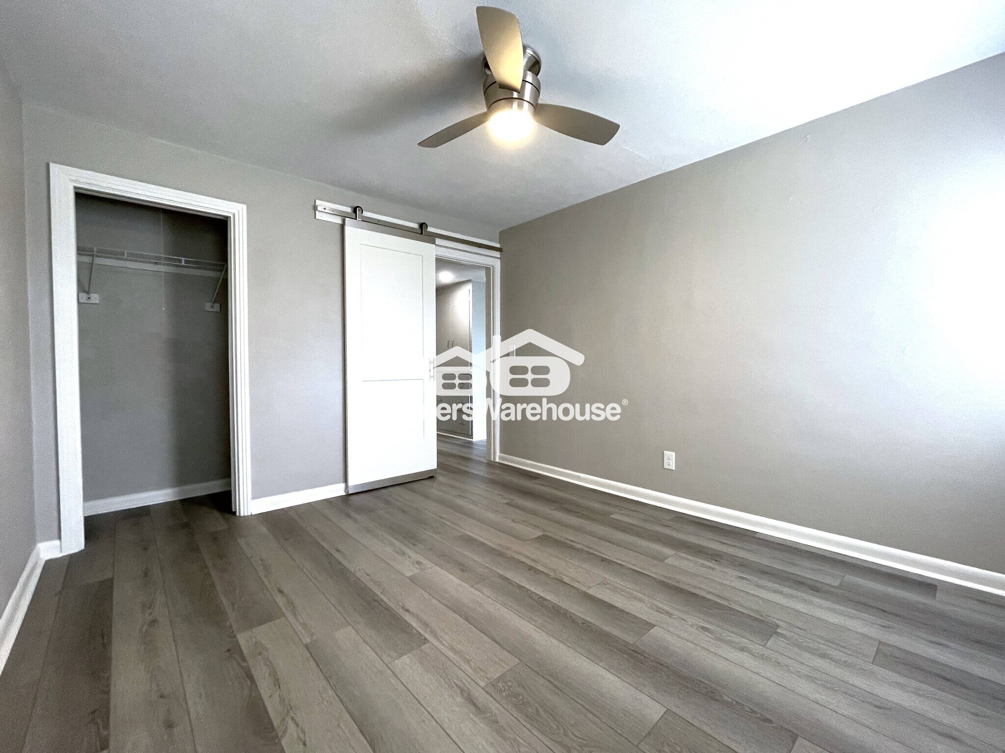 Building Photo - 310 S Arcturas Ave