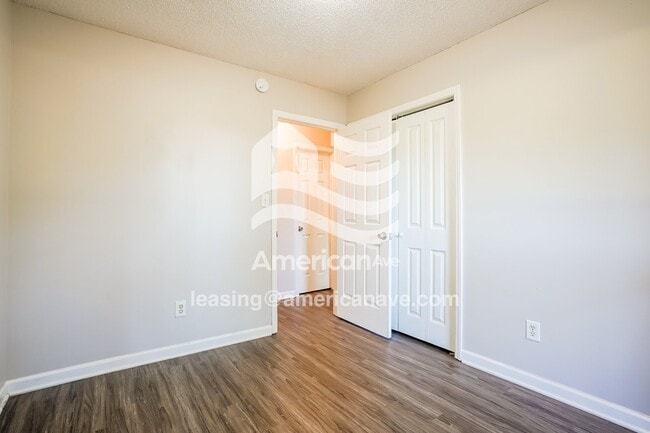 Building Photo - 3600 Broughton Rd