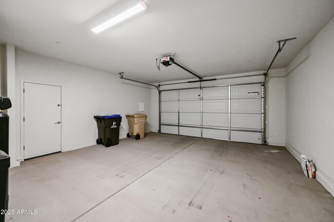 Building Photo - 13803 W Calle De Baca