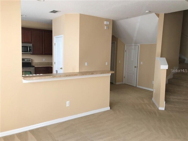 Building Photo - 10870 Spider Lily Dr