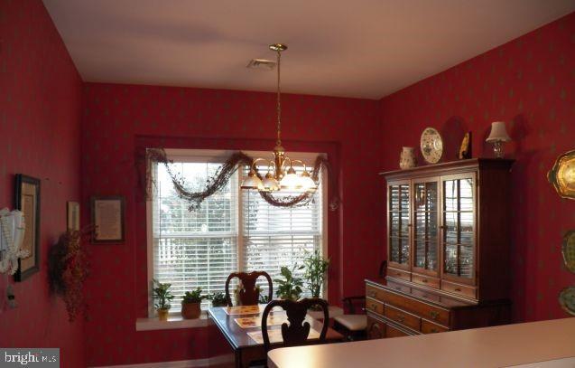 Building Photo - 2276 Southpoint Dr