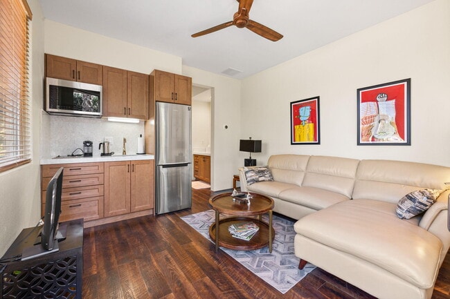 Building Photo - 49105 Casa Del Rio