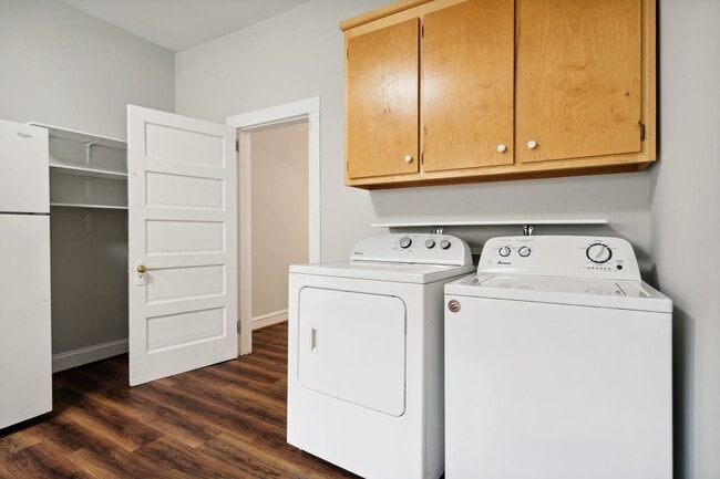 Building Photo - Totally Updated 3 Bed 1 Bath in Old West D...