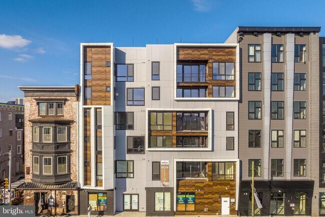 Building Photo - 629 W Girard Ave