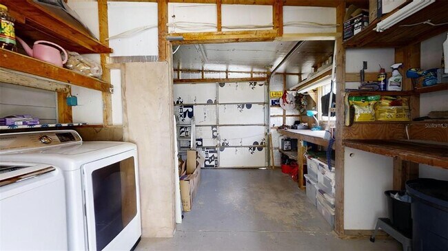 Building Photo - 1519 Hillcrest Dr