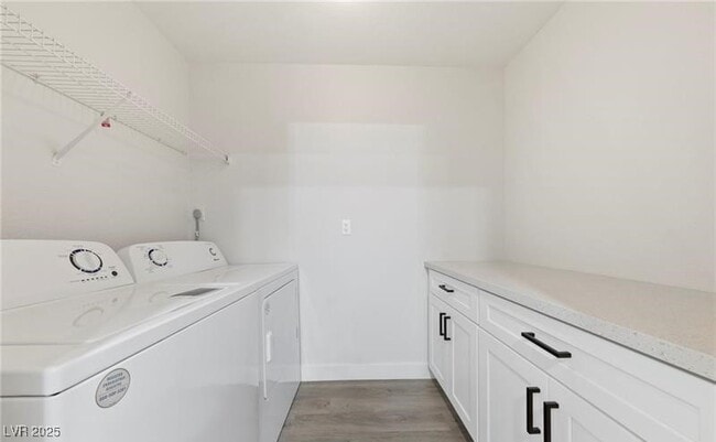 Building Photo - 2200 S Fort Apache Rd