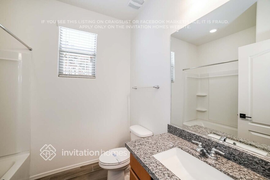 Building Photo - 19444 W Solano Dr