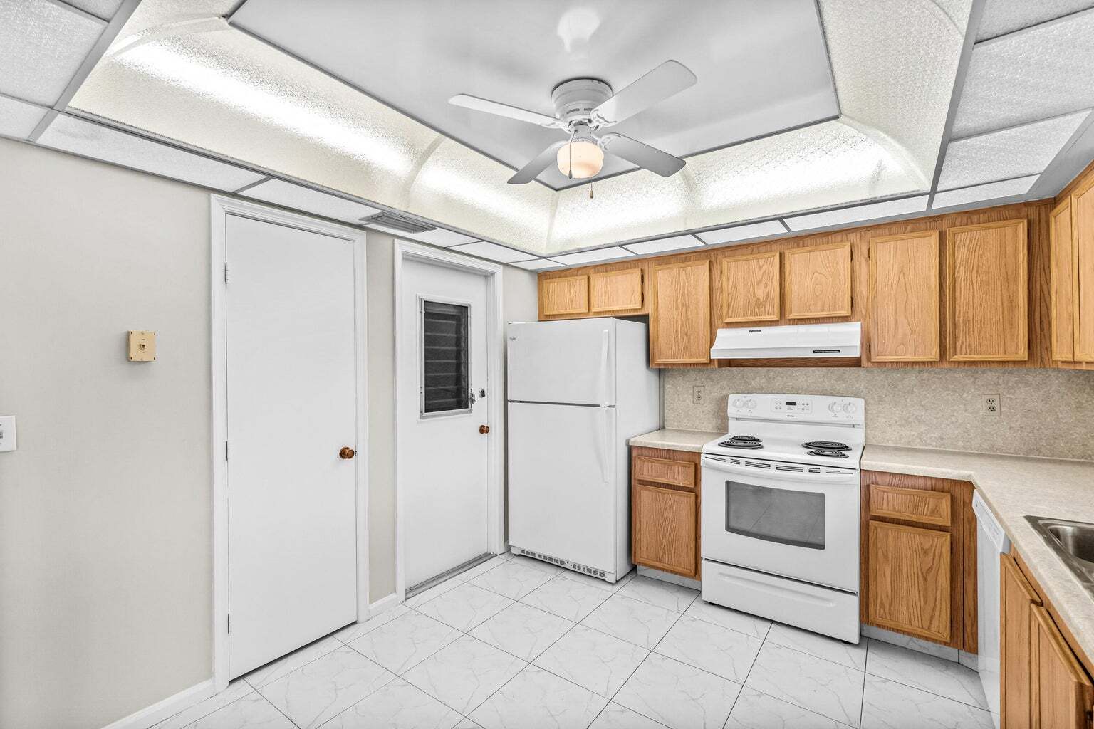 Building Photo - 4640 Rosewood Tree Ct
