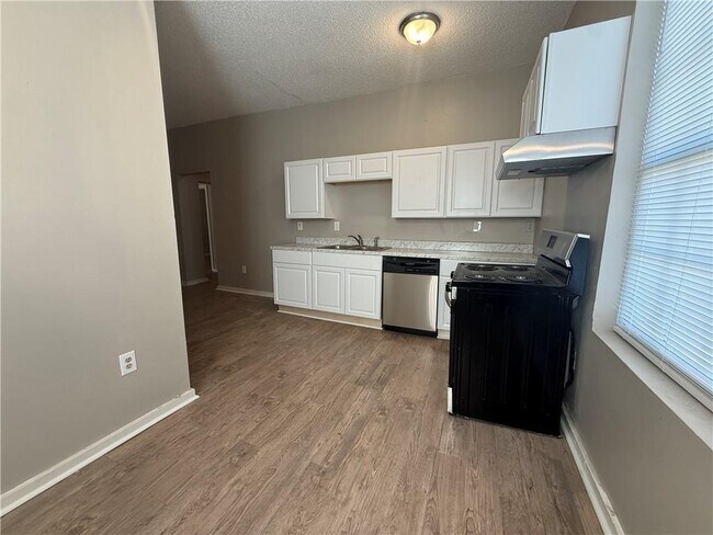 Building Photo - 36 Gulf St