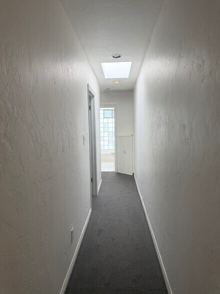 Building Photo - 1063 S Citrus Ave