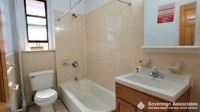 Building Photo - 715 W 172nd St