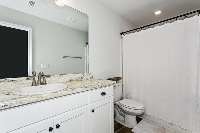 Building Photo - 7097 Sonny Dr