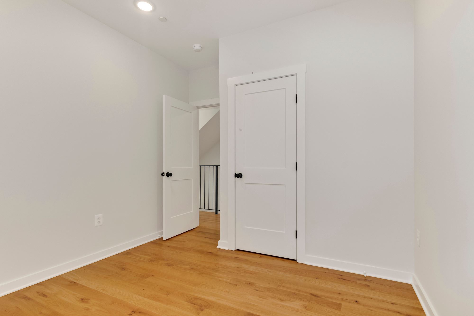 Building Photo - 423 Quincy St NW