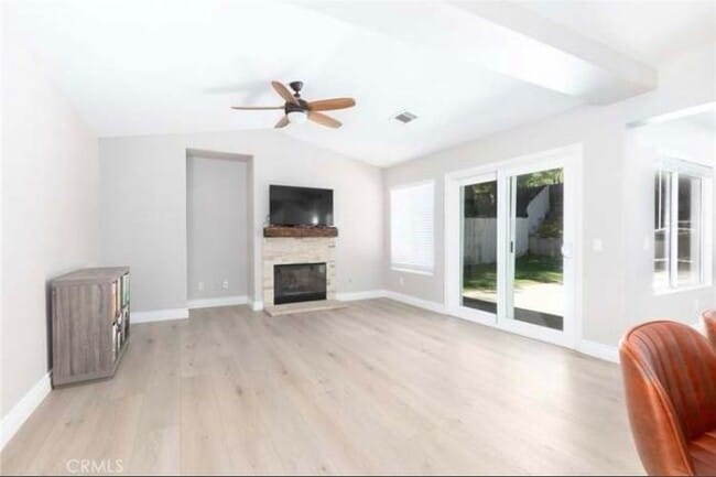 Building Photo - 43345 Via Sabino