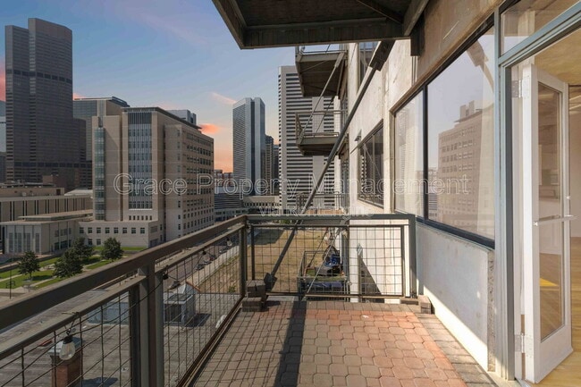 Building Photo - 2020 Arapahoe St