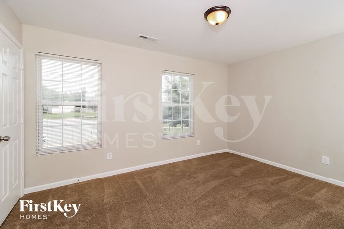 Building Photo - 3503 Throughbrook Ct
