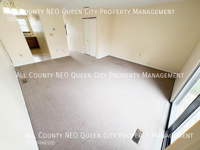 Building Photo - 2745 Brookshire Ln