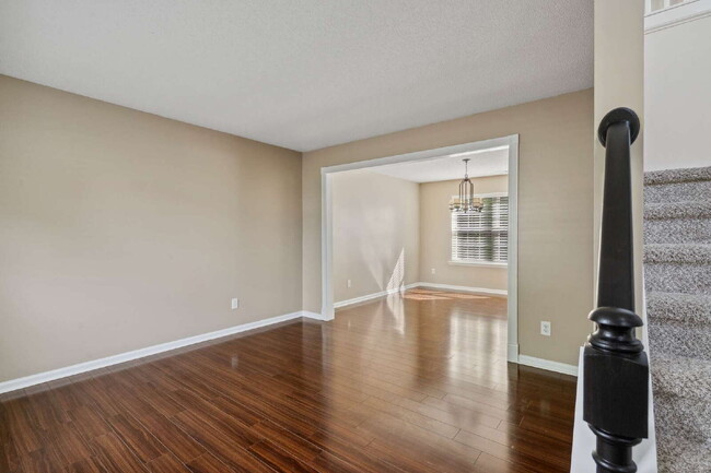 Building Photo - Spacious 4-Bedroom Retreat in Fuquay-Varin...