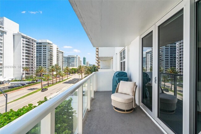 Building Photo - 5701 Collins Ave