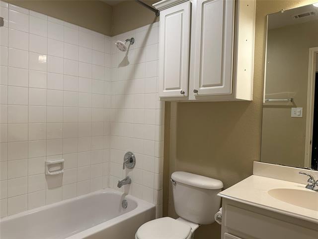 Building Photo - 3208 Avery Ln