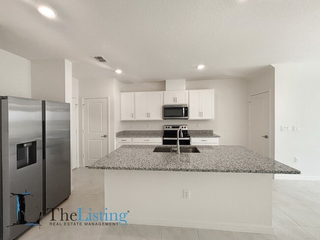 Building Photo - 1496 Mirabella Cir