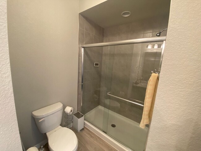 Building Photo - Beautiful 3 bedroom Carriage House in Banning Lewis Ranch!!!!