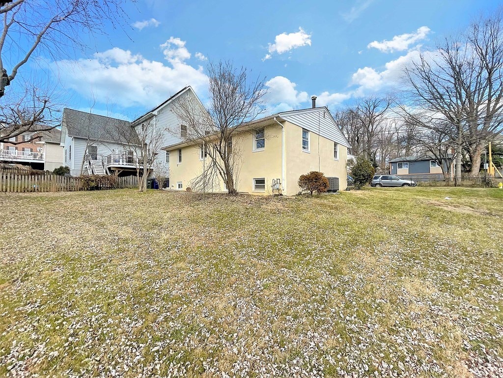 Building Photo - 1832 N Culpeper St