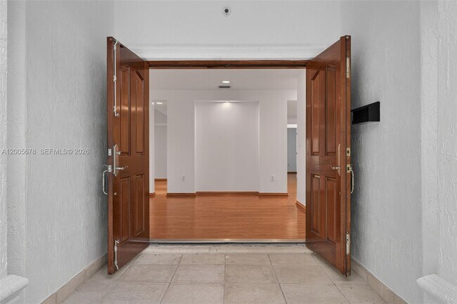 Building Photo - 1237 Aduana Ave