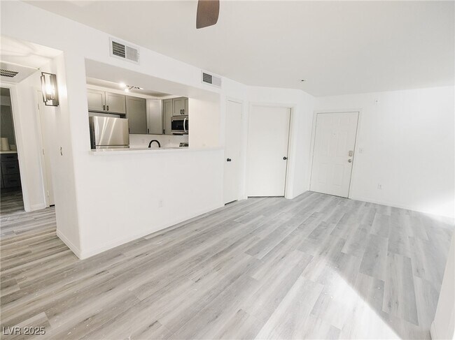 Building Photo - 2300 E Silverado Ranch Blvd