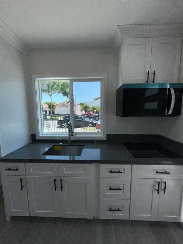 Building Photo - 8153 San Juan Ave