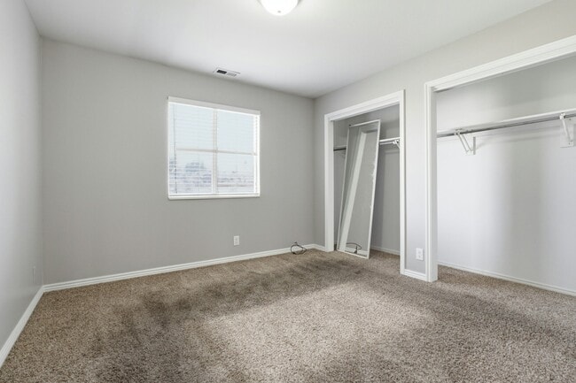 Building Photo - 618 S 500 W St