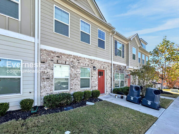 Primary Photo - 911 Ambient Way