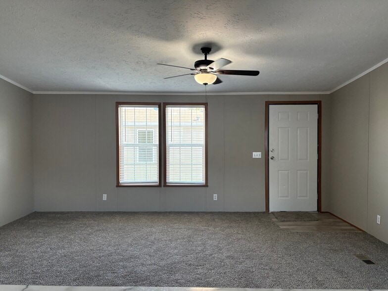 Building Photo - 11222 Shady Brook Ct