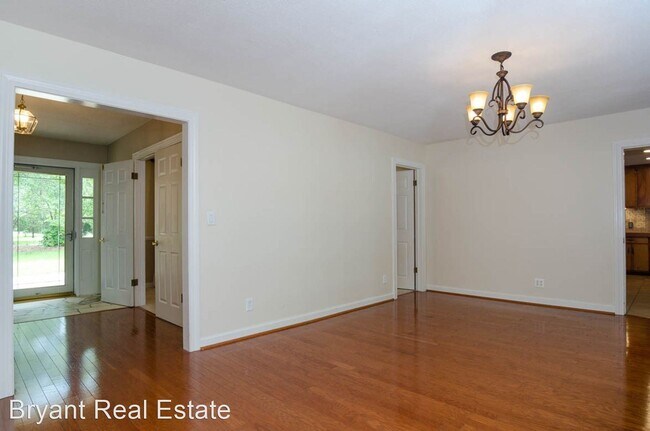 Building Photo - 3 br, 3 bath House - 1665 Canady Road
