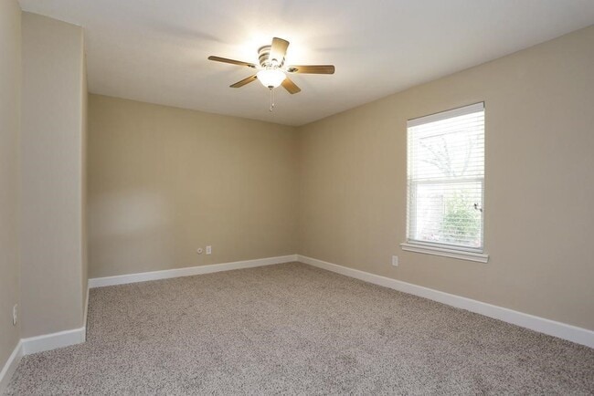 Building Photo - 12531 Hazelwood Ln