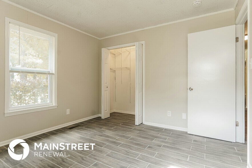 Building Photo - 510 King Valley Cir