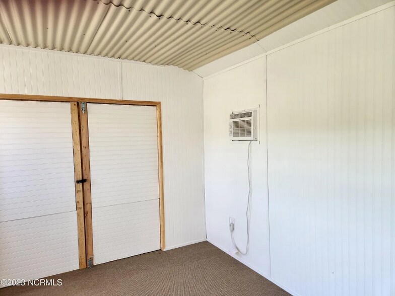 Building Photo - 105 Huntmaster Ct