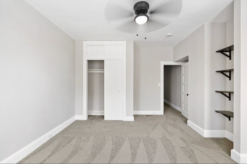 Building Photo - 3611 Chestnut Ave