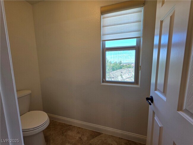 Building Photo - 5495 Alden Bend Dr