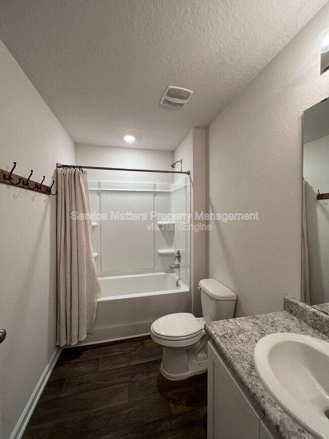 Building Photo - 5451 Merlin