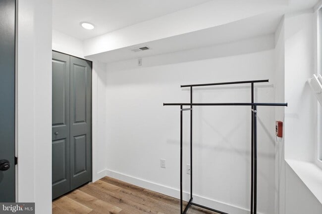 Building Photo - 4243 Mantua Ave