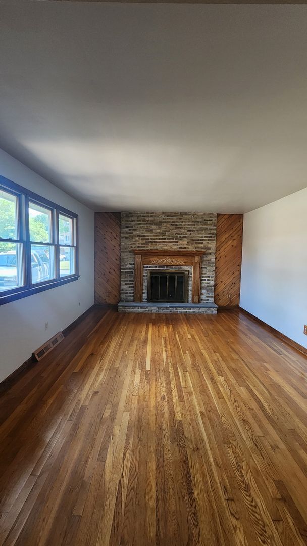 Building Photo - 4 Bed 1.5 bath in Dover
