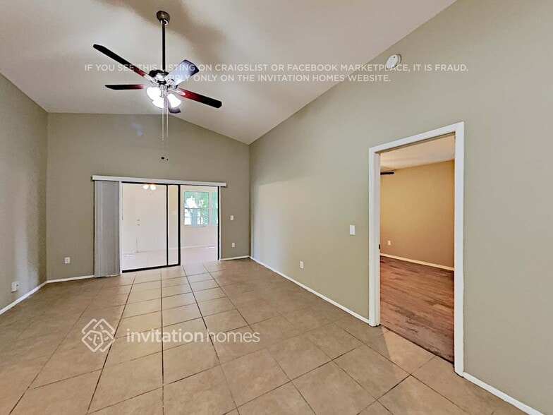 Building Photo - 330 Chicago Woods Cir