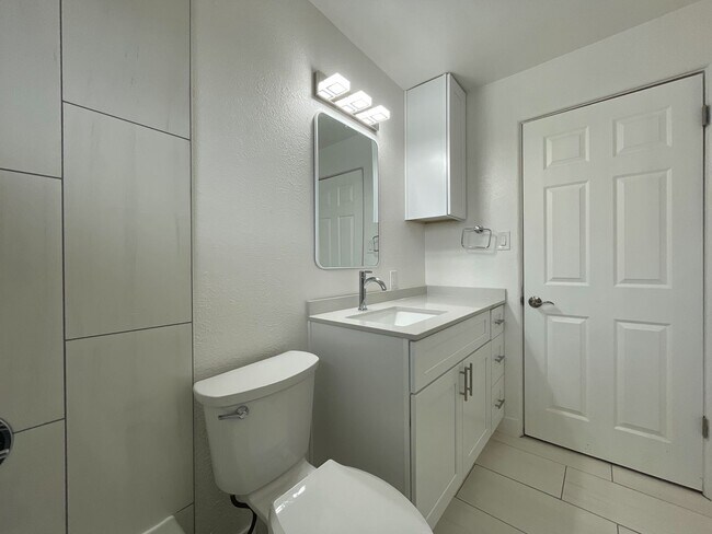 Building Photo - 770 Vrain St