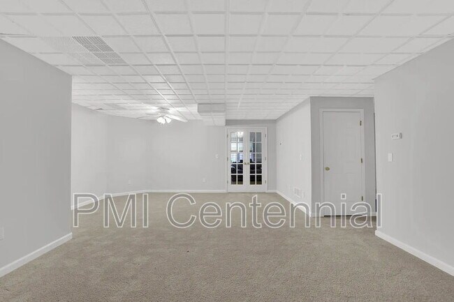 Building Photo - 120 Creekside Park Dr